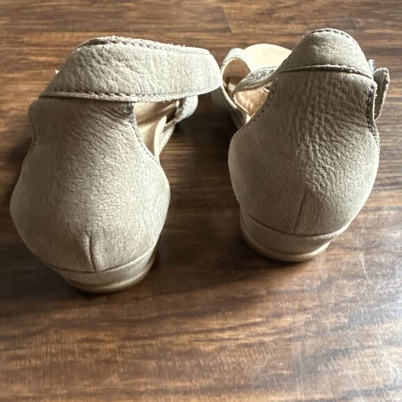 Dansko Women’s Sandals US 8.5 EU 39 Leather Griege Taupe Buckle Wedge Soft EUC - Picture 5 of 7